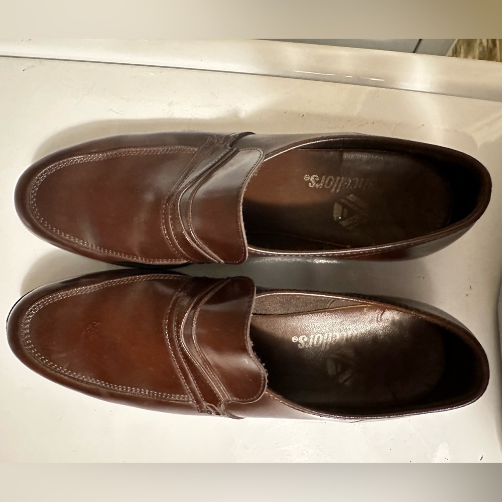 Men’s dress shoes. Chancellors size 10
